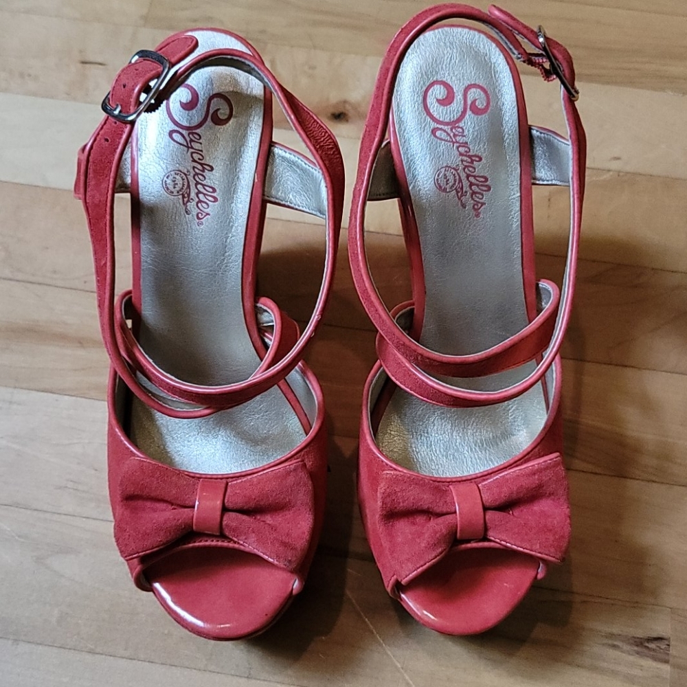 Seychelles Platform Sandals - Picture 2 of 5